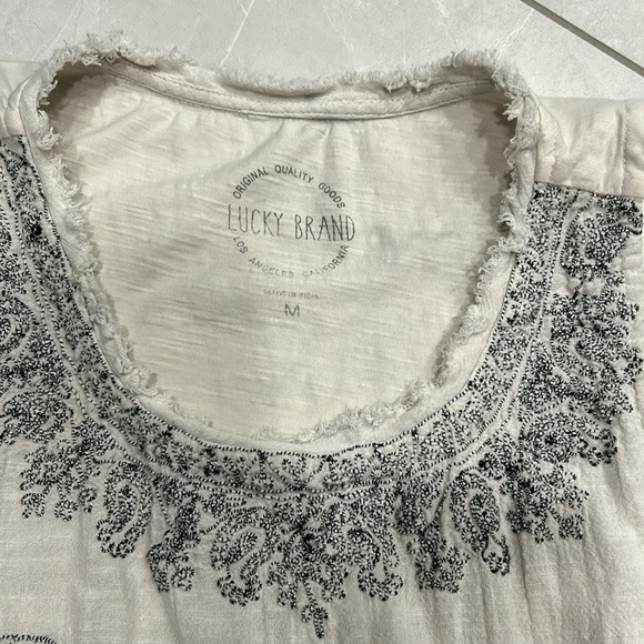 🤩Host Pick🤩 Lucky brand embroidered top - Picture 3 of 8